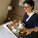 Otel Nadaud Paris