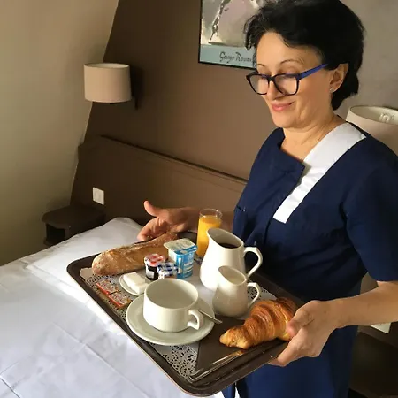 Hotel Nadaud 2*
